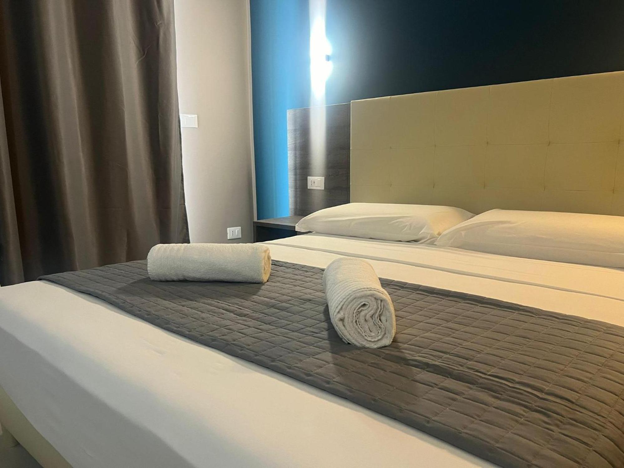 רג'יו די קאלאבריה Sunset Guest House מראה חיצוני תמונה